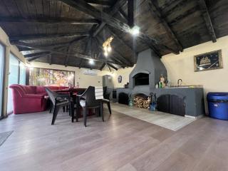 Casa Lupilor Transfăgărășan - Căpăţîneni-Ungureni - 0