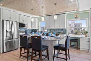 401 Bayshores Yacht Tennis Club - 4