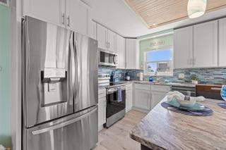 401 Bayshores Yacht Tennis Club - 1