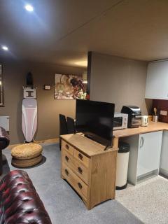 THE MOORINGS - Broadford - 1