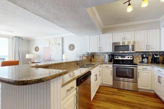 Pelican Beach Resort 304 - Destin - 5