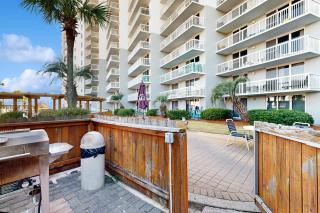 Pelican Beach Resort 304 - 2