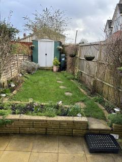 Cosy Corner - 2 beds, free parking, next to Southampton General Hospital - Southampton - 2