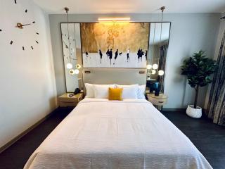 Chez Hotel - Arlington Heights - 2