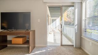Landing Modern Apartment with Amazing Amenities (ID6808X36) - 6