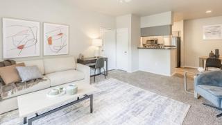 Landing Modern Apartment with Amazing Amenities (ID8304X44) - 1