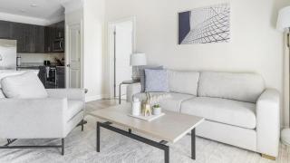 Landing Modern Apartment with Amazing Amenities (ID1012X166) - 0