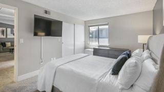 Landing Modern Apartment with Amazing Amenities (ID1004X404) - 5