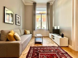 Gellert Danube Panorama Apartment - Budapest - 6