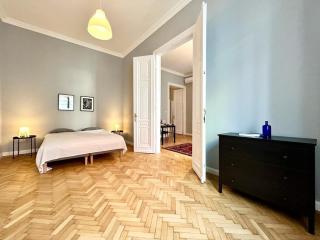 Gellert Danube Panorama Apartment - Budapest - 3