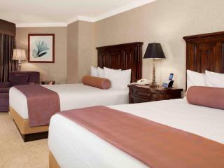 Harrah's Las Vegas, A Caesars Destination - 3