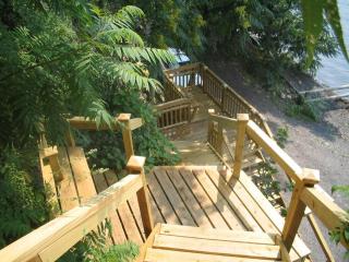 Lakeside Home w/Sunset View, 6 Kayaks &Peddleboat - Lodi - 1