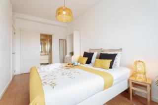Host Wise - Spacious Modern Flat w Balcony - Oporto - 9