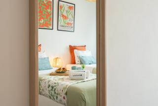 Host Wise - Spacious Modern Flat w Balcony - Oporto - 1