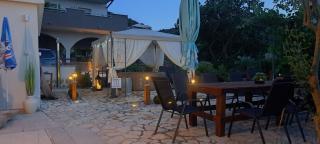 Apartments R&E - Supetarska Draga - 1