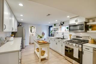 Montpelier Lake House with Deck, Dock and Fireplace! - Montpelier - 2