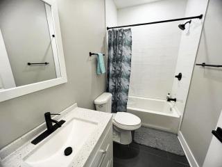 Modern 2BR 2BA Apartment with rooftop in Brewerytown - Philadelphia - 4