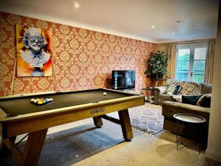 5 bedroom house - Pool table - Contractors, Crew, Group - Colchester - 9