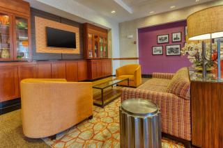 Drury Inn & Suites Indianapolis Northeast - Indianápolis - 7