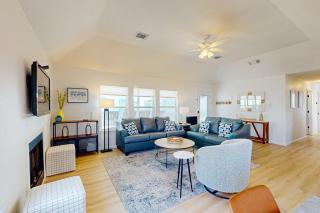 Lounging by the Sea - Galveston - 9
