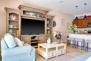 Luxury Family Villa 4 BR with 3 King Beds & Pool - Davenport - 9