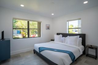 Spacious 3BR Home 2 Baths Amazing Pool Area! - Fort Lauderdale - 9