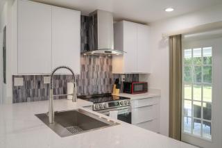 Spacious 3BR Home 2 Baths Amazing Pool Area! - Fort Lauderdale - 6