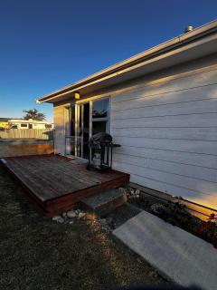 McGregor Court Manor - Te Anau - 2