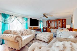 Coastal Charm on the Cape - Centerville - 9
