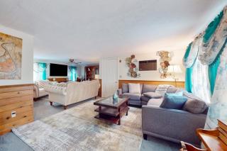 Coastal Charm on the Cape - Centerville - 6