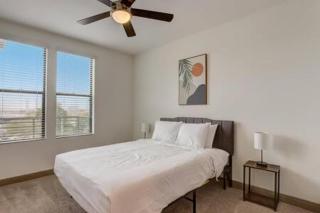 Modern 2BR CozySuites on Town Lake waterfront 13 - Tempe - 4