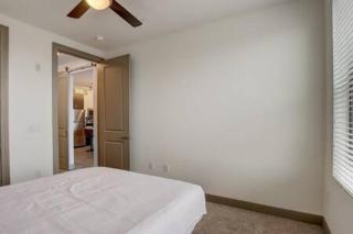 Modern 2BR CozySuites on Town Lake waterfront 13 - Tempe - 3