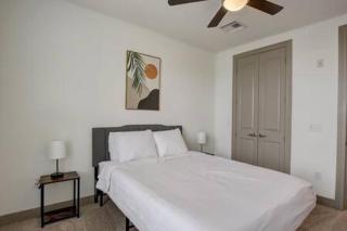 Modern 2BR CozySuites on Town Lake waterfront 13 - Tempe - 2