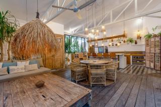 Stylish Boho Chic 3BR Villa in Umalas, Private Parking, Near Finns Canggu - 9
