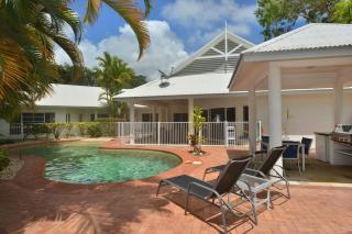 Solander House - 5 Bedrooms by the Beach - Port Douglas - 0