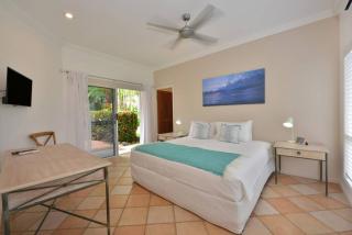 Solander House - 5 Bedrooms by the Beach - Port Douglas - 7