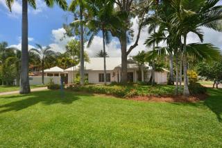 Solander House - 5 Bedrooms by the Beach - Port Douglas - 4