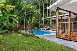 5 Cowrie Street - 4 Bedroom Beachside Queenslander - Port Douglas - 7