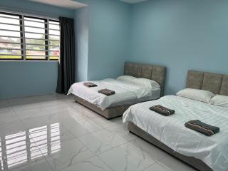 LW homestay Bukit Setongkol near Menara 188, HTAA - Kuantan - 1