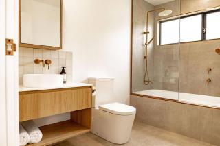 Winston's Beach House - Bicheno - 3