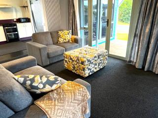 Mango at the Lake sleeps 8 - Mangakino - 0