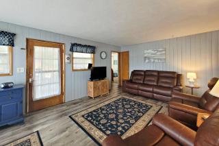 108 Seaway Bungalow - Halifax Estates - 5