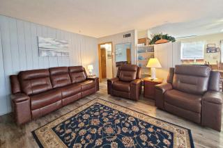 108 Seaway Bungalow - Halifax Estates - 4