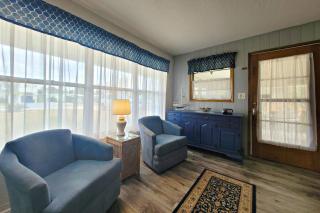 108 Seaway Bungalow - Halifax Estates - 2