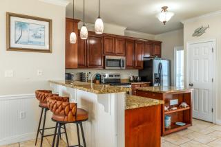 Just Beachy - 103 Tecumseh home - 6