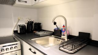 Desert Rose Apartment- Masdar City - Al Qurayyah - 6