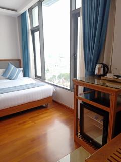 Dragon Phoenix Hotel - Mandalay - 1