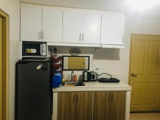 One Spatial Iloilo Two Bedroom Condominium Unit with Pool and Gym - Iloilo - 1