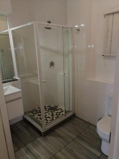 Airport Inn and Suites - 5