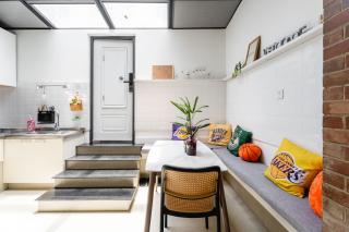 Shanghai Hills & XING 1729 Family Homestay West Beijing Rd Near Metro line2 Jingan Temple - 9
